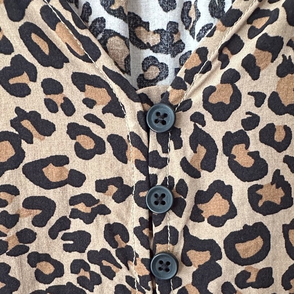 BEACHLUNCHLOUNGE | Brown Leopard Print Blouse Button Up Short Sleeve - Picture 5 of 11